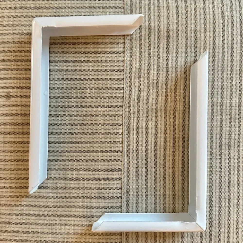 2ct White Designer Steel Shelf Brackets